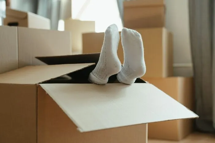 Someone Wondered “What’s A Sign That Someone Grew Up Poor?” And 30 Folks Online Delivered
