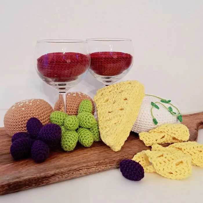 45 Drool-Inducing Crocheted Food Items Made By This Finnish Artist