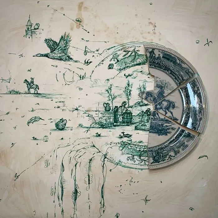 "Fragmented": This Artist Damaged Porcelain Into Beautiful Works Of Art (15 Pics)