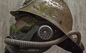 I Upcycled A Vintage Fireman's Helmet By Making It Into A Post Apocalyptic-Looking Mask