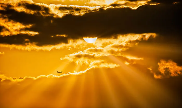 The World’s Longest Commercial Flight Took Around 30 Hours