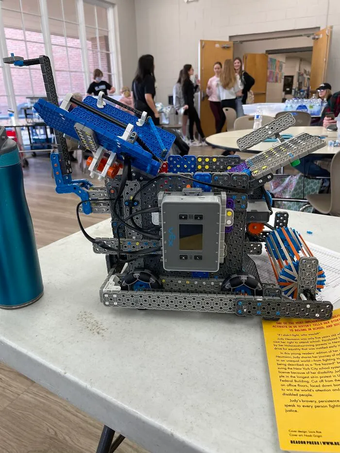 I Made This Robot Lol
