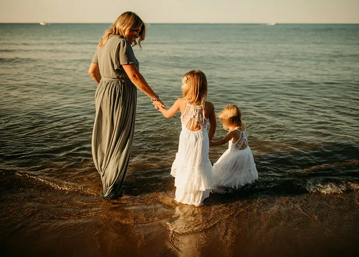 I Photograph Mothers And Babies (10 Pics)