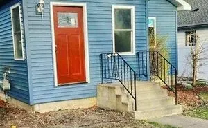 This Instagram Account Shares Pics With Little To No Context, And Here Are 40 Of The Funniest Ones