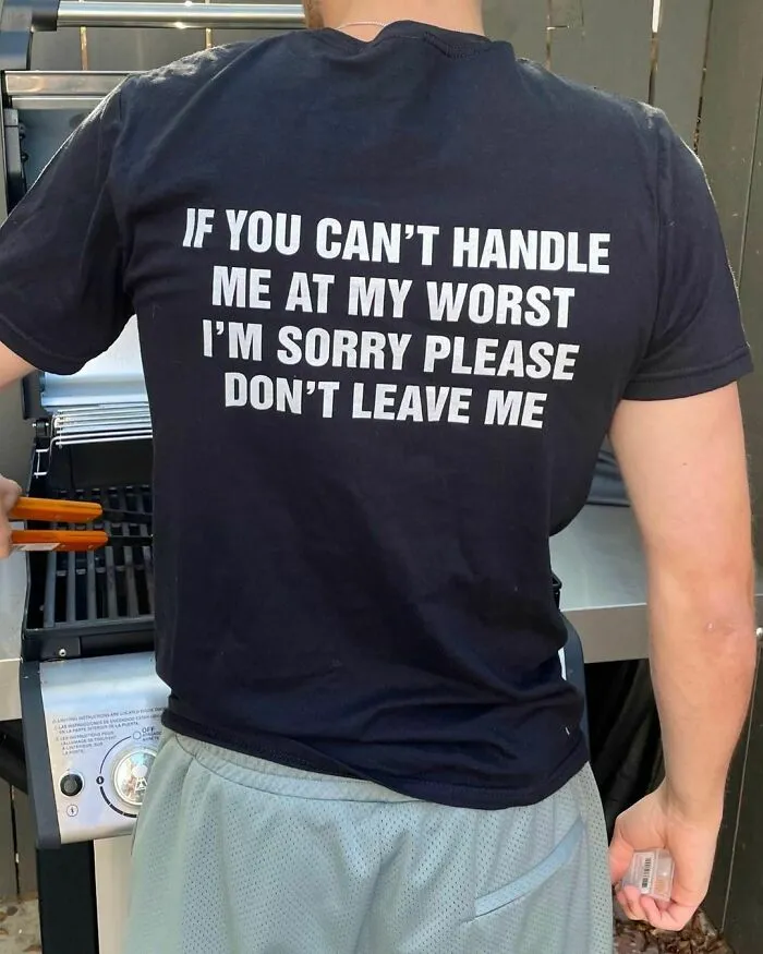 40 Times People Spotted A Shirt That Was So Good They Just Had To Take A Pic, As Shared On The "Good Shirts" Instagram Account (New Pics)