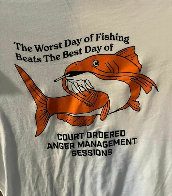 40 Times People Spotted A Shirt That Was So Good They Just Had To Take A Pic, As Shared On The "Good Shirts" Instagram Account (New Pics)