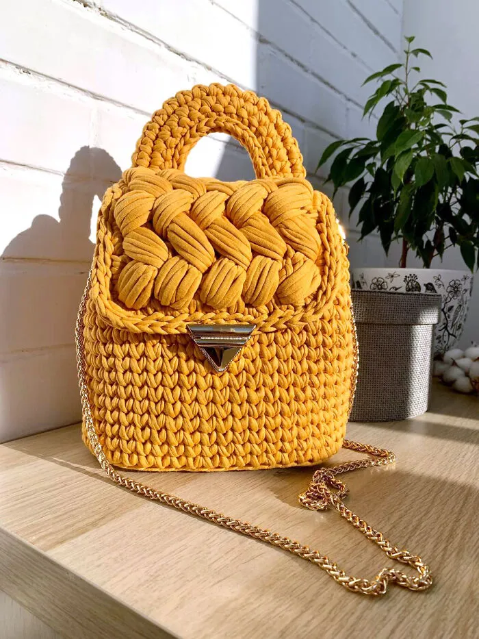 Mustard Bag With Chain