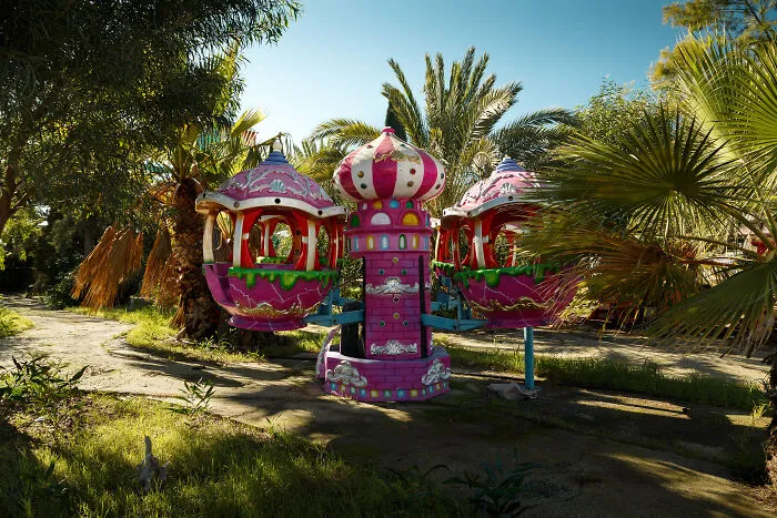  Frozen In Time: I Explored The Largest Abandoned Amusement Park In Cyprus (16 Pics)