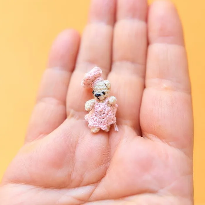 I Crochet Miniature Amigurumi Animals That Can Live In A Walnut Shell (13 Pics)