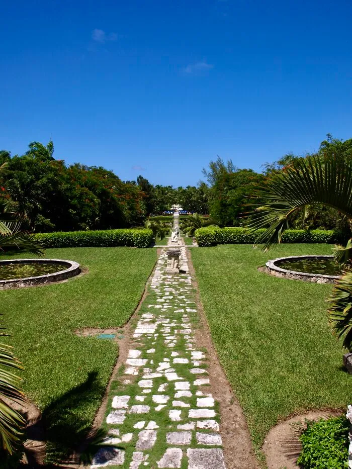 The Versailles Terraced Gardens. ©auroreshirley