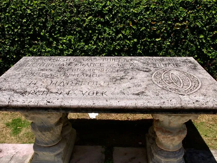 Descriptive Details About The History Of The Cloisters. ©auroreshirley