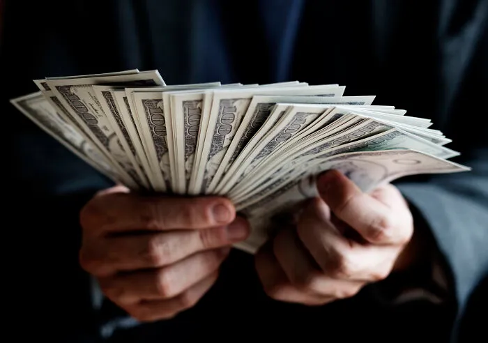 35 Annoying Myths That Some People Still Believe
