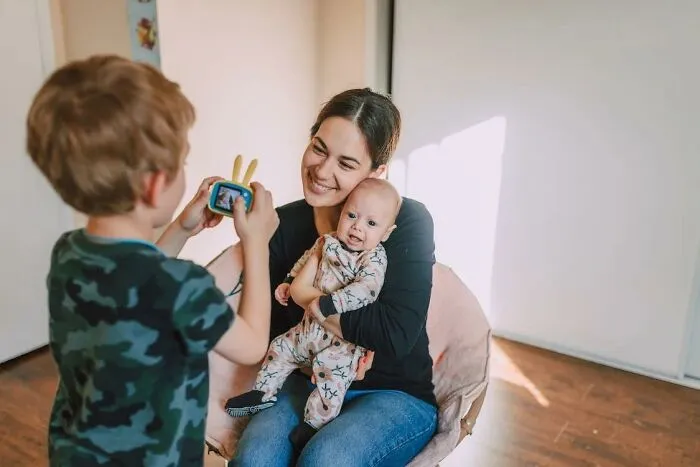 20 Madres revelan lo que se tomaron demasiado en serio con su primer hijo