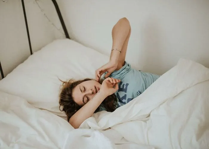 “If You Have A Leg Cramp, Pull Back Your Big Toe”: 40 Human Body Cheat Codes That You Might Not Have Known You Needed