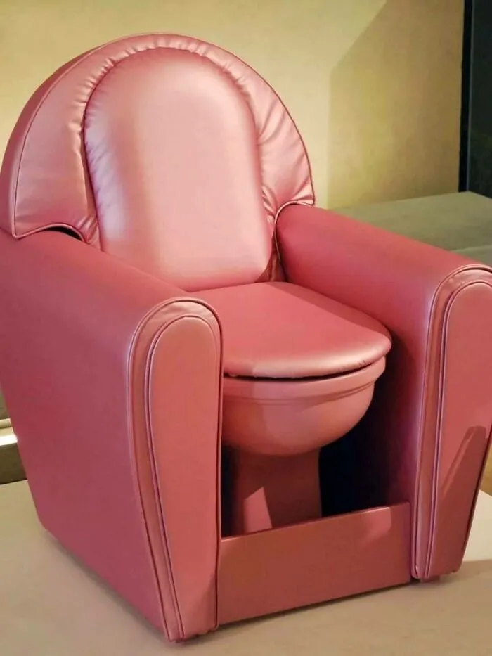 The Reddit Chair