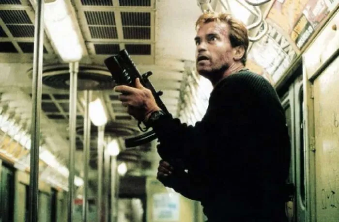 25 Momentos ridículos que arruinaron el suspense en las películas