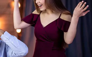 “You Just Assume Because I’m Vegan I Only Eat Salads?”: Sister Under Fire After Not Catering To Brother’s Vegan GF At Her Engagement Dinner