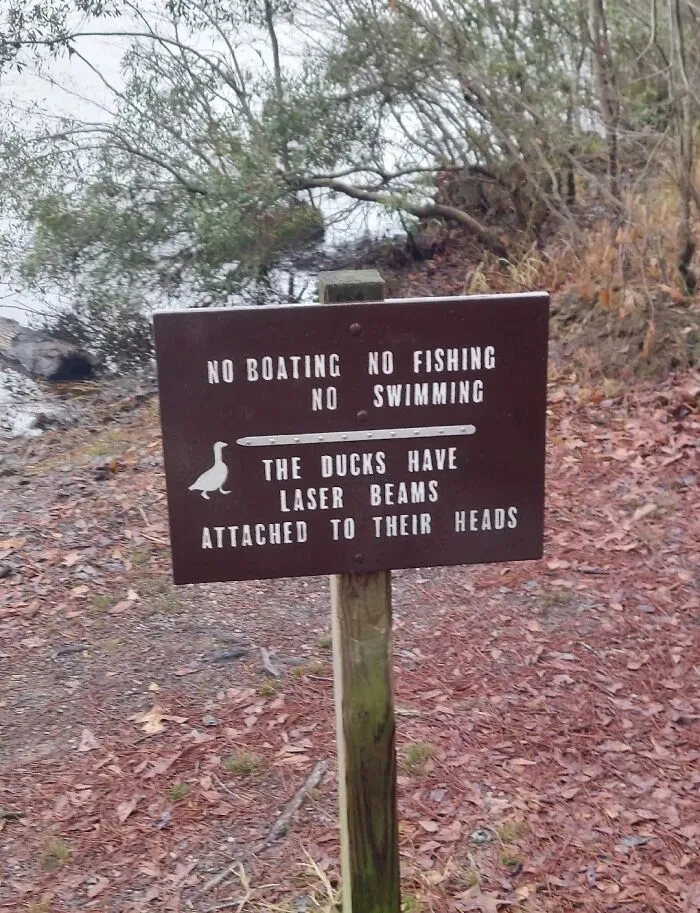 30 Signs That Turned Out To Be So Hilariously Absurd, People Had To Share Them With This Facebook Group (New Pics)