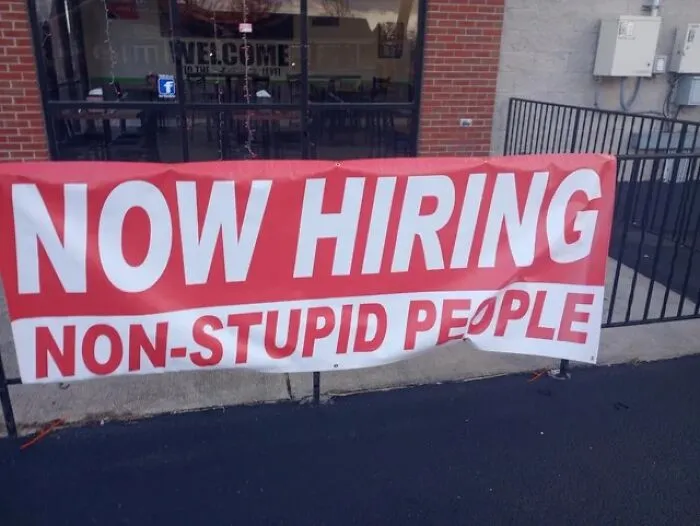 30 Signs That Turned Out To Be So Hilariously Absurd, People Had To Share Them With This Facebook Group (New Pics)