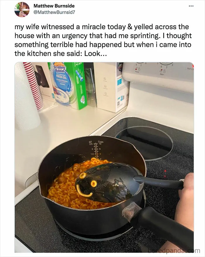 This Facebook Page Is All About 'Awkward Memes,' And Here Are 35 Of The Most Randomly Hilarious Ones