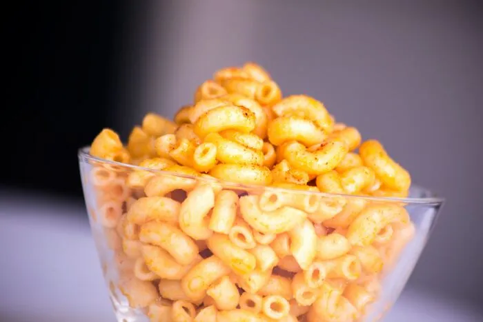 30 People Share Their Favorite Low-Effort Comfort Meals That Require 3 Ingredients Or Less