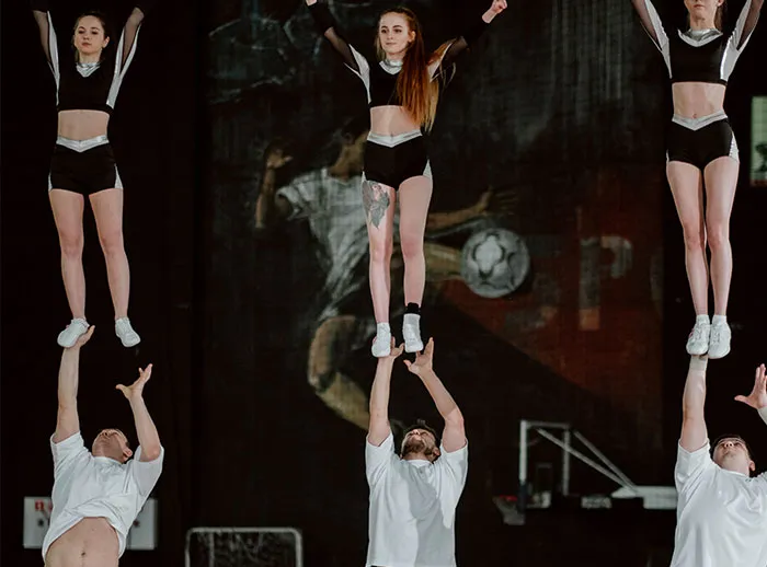Americans Reveal 28 Things That Are True And False About High School According To Movies