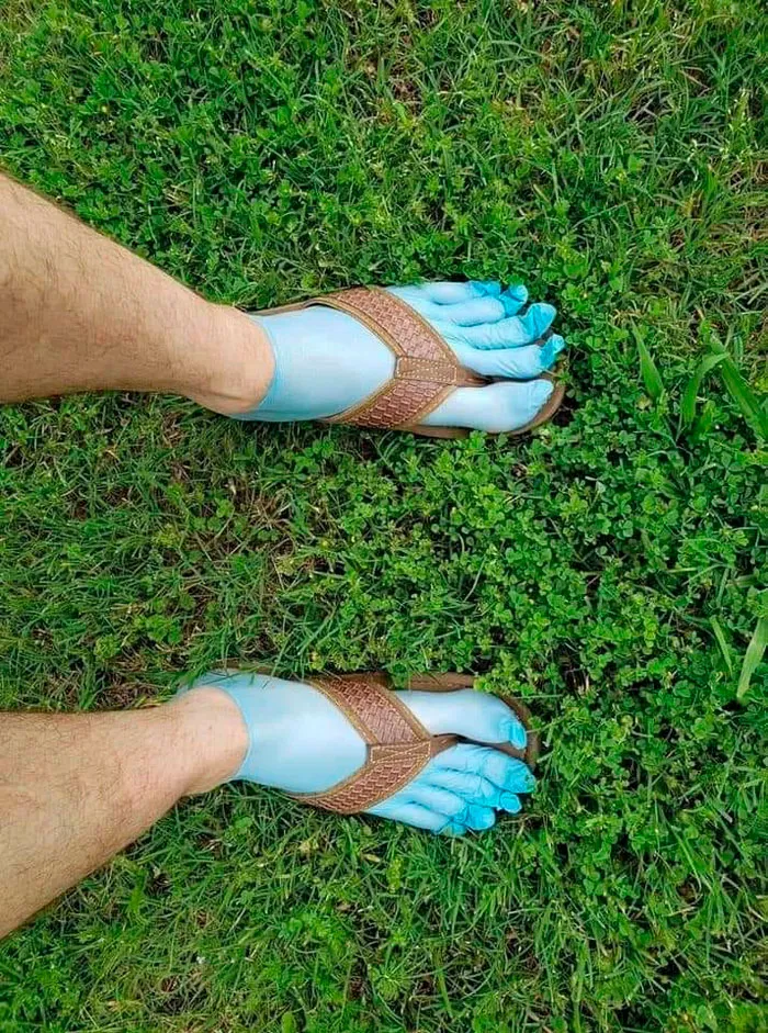 This Facebook Page Shares Random Pics That Are Hard To Explain, Here Are 50 Of The Funniest Ones
