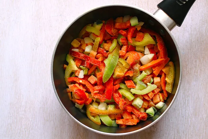 “What Trick Did You Learn That Changed Everything?”: 30 People Share Their Best Cooking Hacks