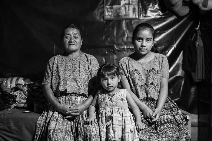 'Los Olvidados, Guatemala': 20 Photographs By Harvey Castro Examining Marginalized Communities Left Behind By Natural Disasters