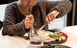 Woman Asks “[Am I The Jerk] For Making Homemade Food For Everyone Except My Brother's Stepdaughter?”