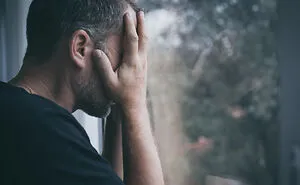 35 Surprisingly Relatable Relationship Insecurities Shared By Boyfriends And Husbands