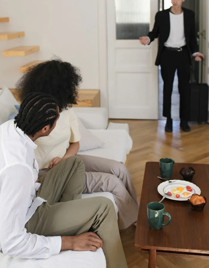 35 Surprisingly Relatable Relationship Insecurities Shared By Boyfriends And Husbands