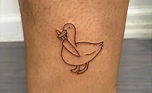 49 Minimal Tattoo Designs That Are Far From Simplistic