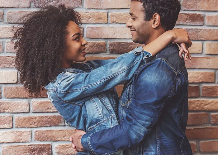 28 People Share How Life Turned Out For The 'Pretty Girl' Of Their High School