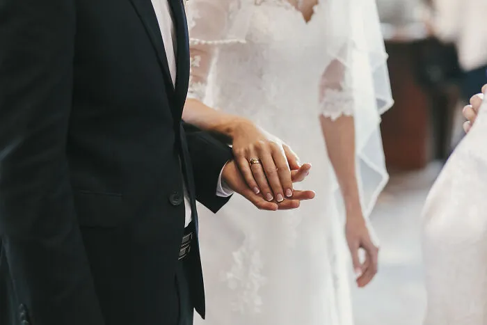 29 Times The Bride Or Groom Simply Fled And Left Their Spouse-To-Be At The Altar