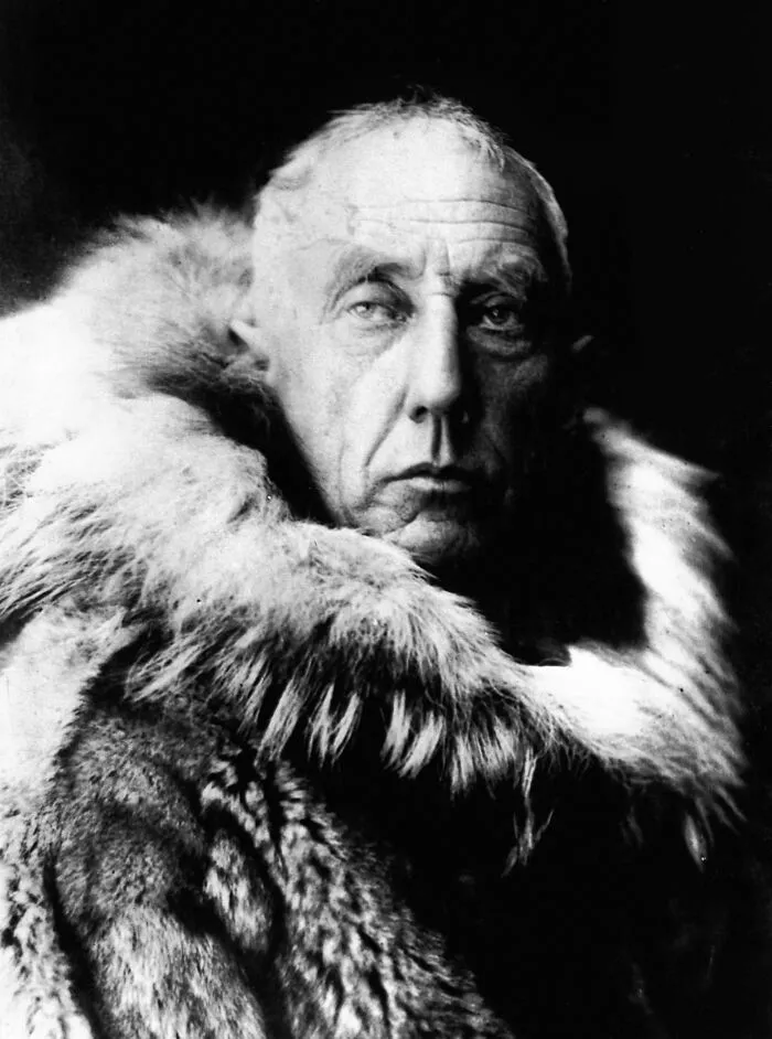 First Person To Reach Both The North And South Poles