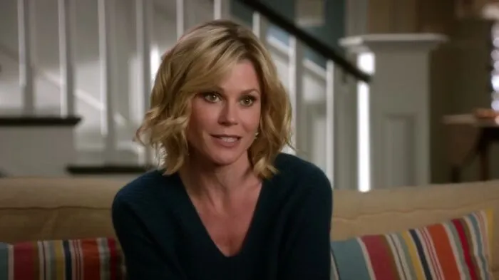 Claire Dunphy – Modern Family