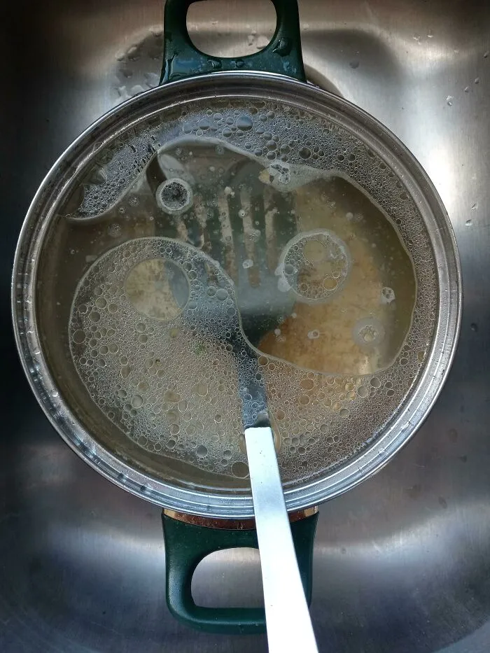 This Pot I Was Letting Soak Formed A Yin Yang In The Grease And Soap