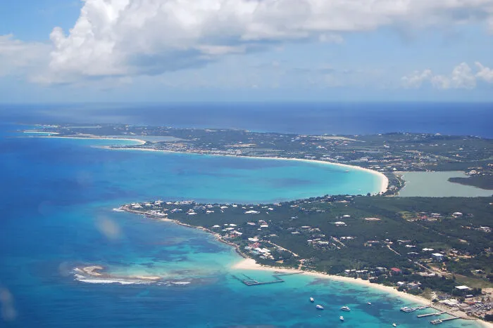 Anguilla — 15 899 People