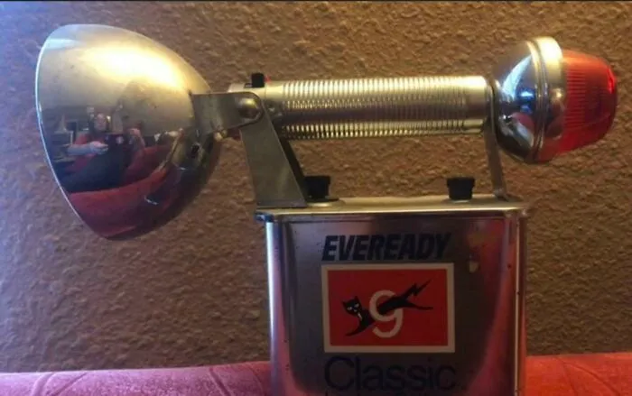 Linterna intermitente Ray-O-Vac Sportsman, aproximadamente de 1972