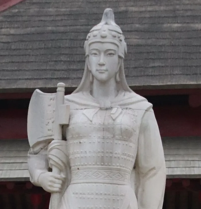 sculpture of Fu Hao