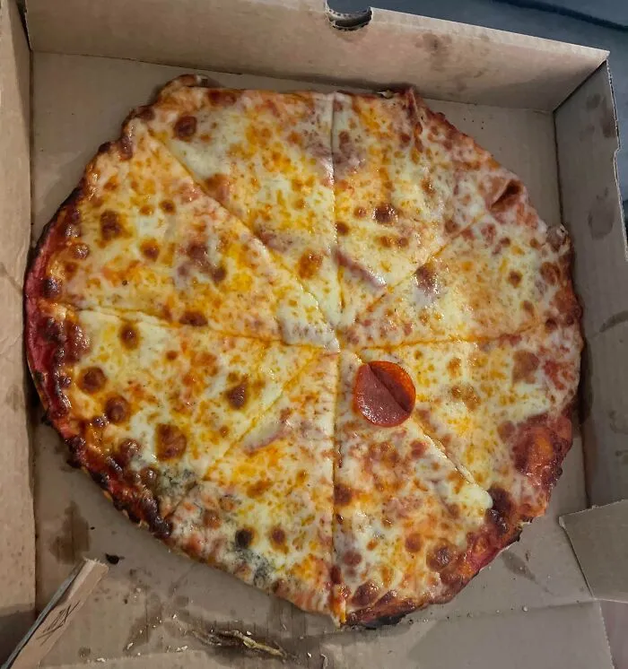 Acabo de pedir una pizza de pepperoni