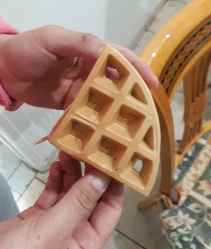 Mi waffle es tan perfecto que parece falso 