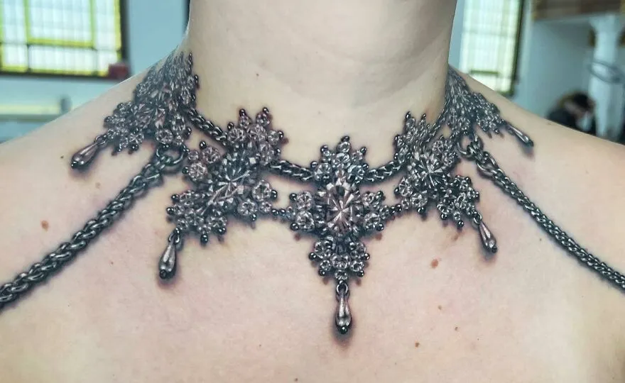 Full 360 Wraparound Choker