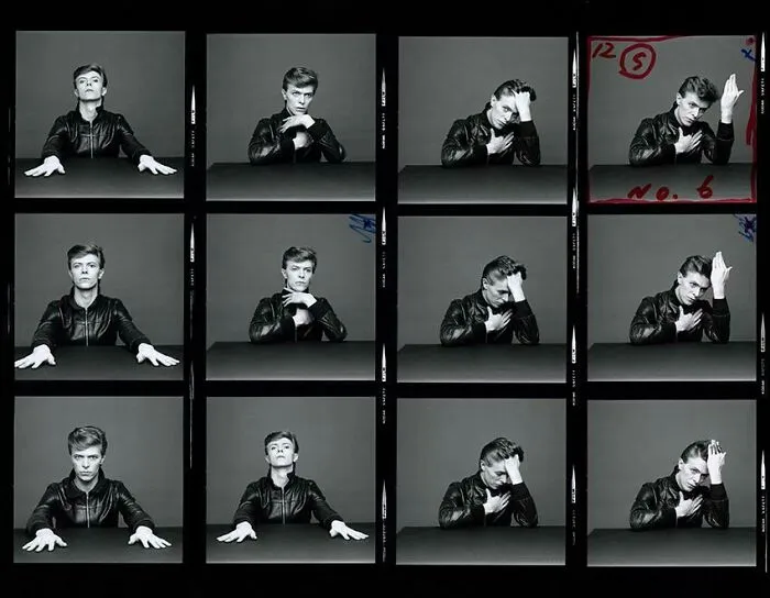 Sesión de fotos de David Bowie para su álbum "Heroes", 1977 (Feliz cumpleaños, Starman)