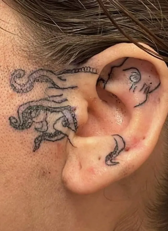 30 Tatuajes tan horribles para recordarnos que algunos errores pueden ser difíciles de borrar