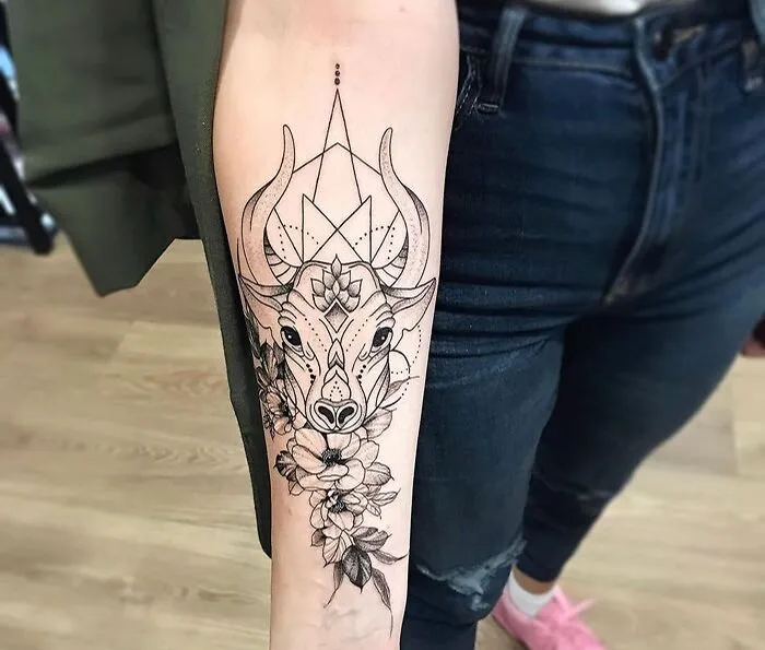Geometrical Animal Tattoo