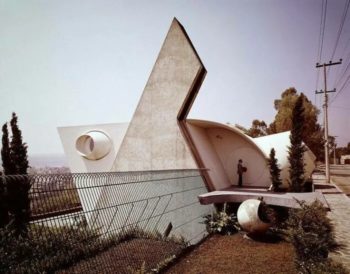 Augustín Hernández Navarro -- Hernández House, Mexico City, 1973, Photographed By Julius Shulman