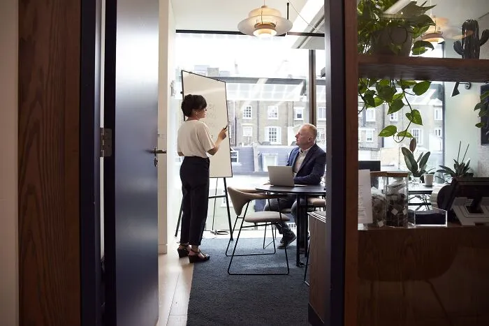 25 Lecciones útiles que la gente aprendió en el trabajo