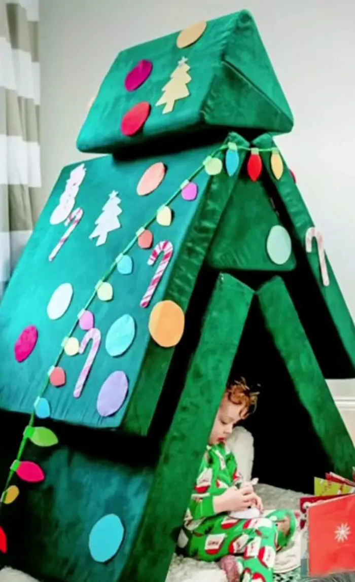 Play Couch